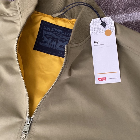 Brand New Men’s Levi’s Bayview Bomber Jacket Size Medium - Picture 3 of 8